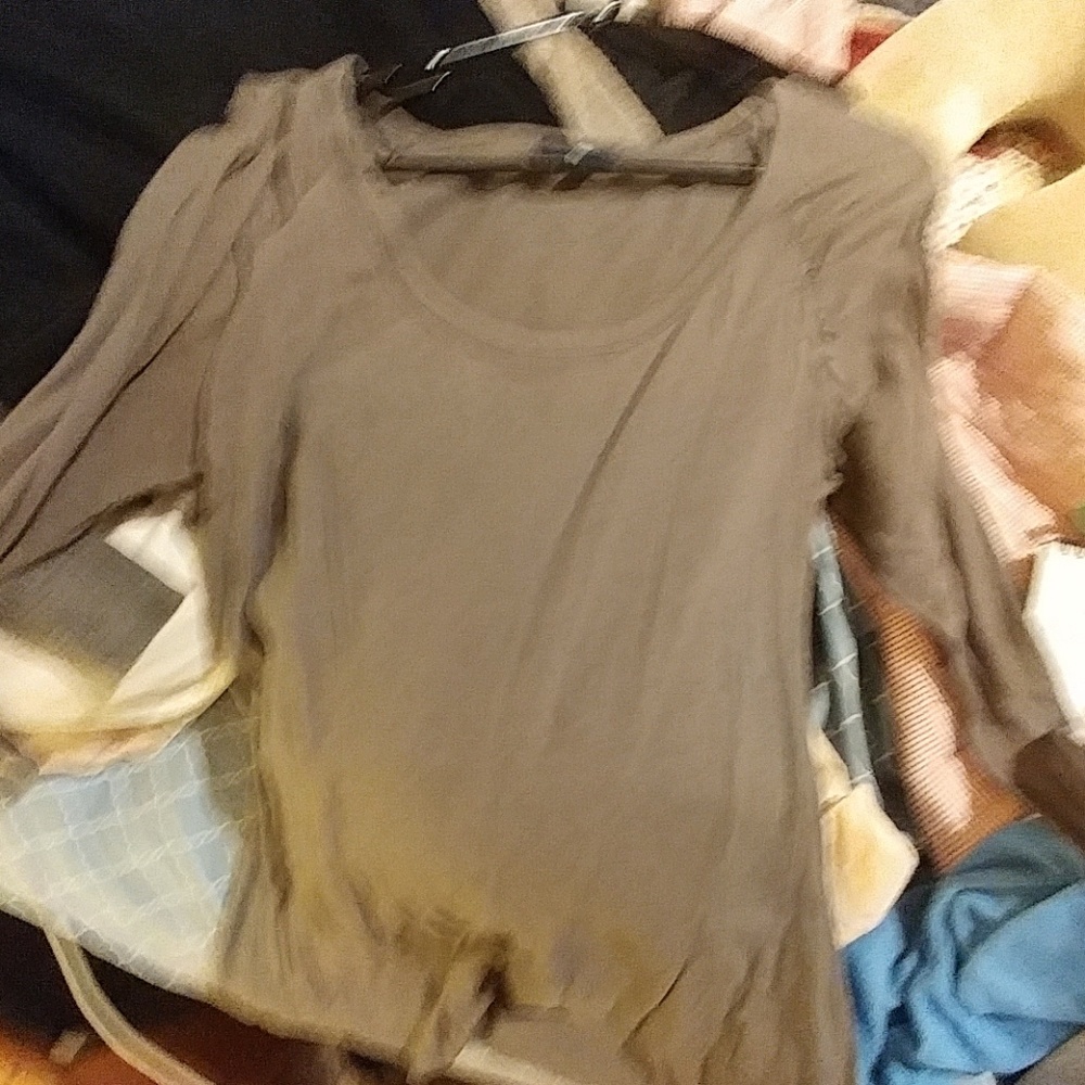 Blouse /sweater